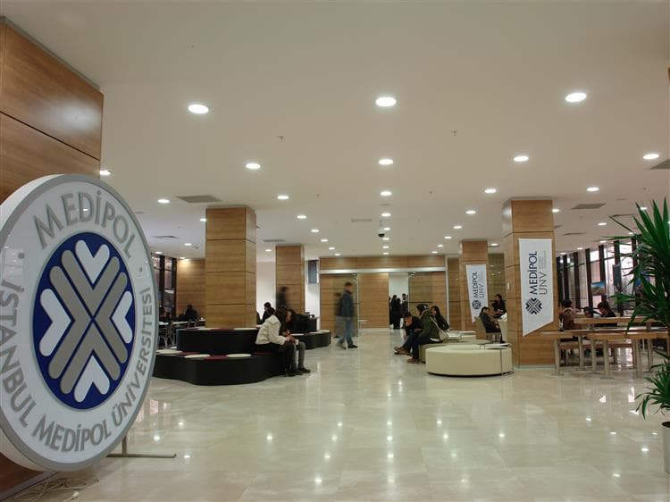 Medipol University Tuition Fees - Ranking & Programs جامعة ميديبول في اسطنبول - رسوم التخصصات - ترتيب الجامعة